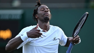 Monfils gets a boost with an epic battle against Humbert. Photo: Getty