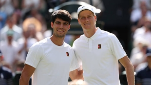 Horario y dónde ver en directo TV y online a Carlos Alcaraz contra Jannik Sinner, final del ATP Cincinnati 2025. Foto: Getty