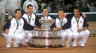 There will be a tribute to the Spanish team that won the Davis Cup 2000 in the Marbella tie. Official account: @RFEF.