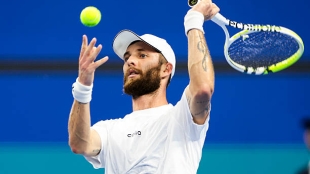 ATP Almaty 2025. Moutet continues with his dream week. Photo: Getty