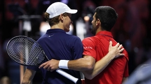 El bonito mensaje de Sinner a Djokovic tras su victoria en la Six Kings Slam