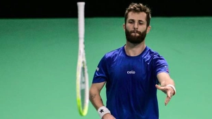 Moutet reconoce su error: “La gente dirá que soy un payaso, así es como me siento”