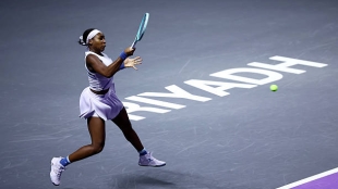 2025年WTA总决赛。 Gauff清晰地击败了被淘汰的Paolini。照片：Gettyimages