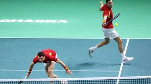 Granollers y Martínez hacen magia para seguir soñando