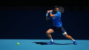 Djokovic is already in Melbourne and will have his first training at the Australian Open with Lehecka on Tuesday. Photo: Gettyimages