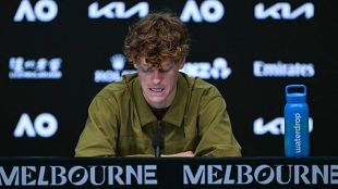 Sinner, 在输给Djokovic后说：“很痛苦，我有很多机会，但没有抓住，这就是结果"