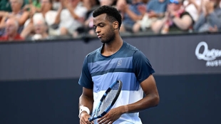 佩里卡德以最超现实的方式退出蒙彼利埃