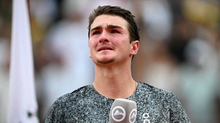 何塞·丰塞卡在里约获胜时激动。照片：gettyimages