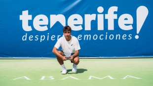 Dani Mérida, campeón en un torneo gracias al Turismo de Tenerife. Fuente: Alejandro Fumero