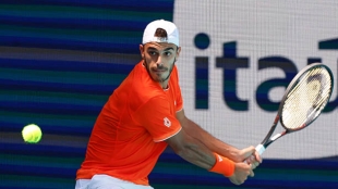 Cerúndolo resiste más que Medvedev y se mete en los octavos de Miami. Foto: Gettyimages