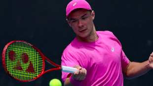 卡米尔·迈赫扎克将有幸在印第安维尔斯赛上对阵GOAT。