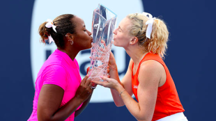 Siniakova y Townsend completan el tercer ‘Double Sunshine’ de la semana. Fuente: Getty