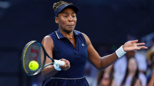 Venus Williams runs out of gas again. Source: Getty