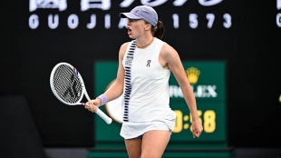 El increíble vídeo de Swiatek entrenando bajo la mirada de Nadal y Francis Roig