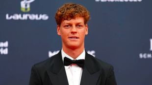 新闻标题：Sinner向Alcaraz发送支持信息：“希望他能在罗马复出”。