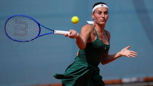 Una increíble Kostyuk arrasa a Pegula en el Madrid Open