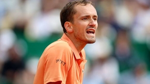 This is the fine that Medvedev will have to pay after smashing his racket in Monte Carlo. Source: Getty