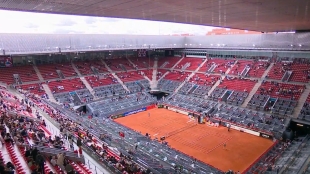 锡聂尔·霍达尔赛场是有顶还是没有顶？照片：何塞·莫加多