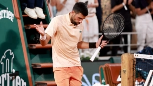 Djokovic se reencarna en Michael Jackson para responder a Sabalenka en Roland Garros