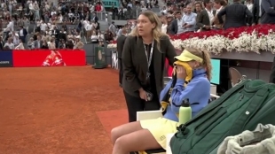 Andreeva rompe a llorar tras caer en la final de Madrid