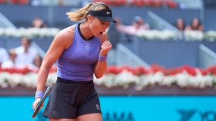 Tsitsipas a eu du mal à accepter que la femme brille plus que l'homme dans la relation.