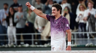 Orario e dove guardare i quarti di finale di Roland Garros 2026 tra Joao Fonseca e Jakub Mensik. Foto: Gettyimages.