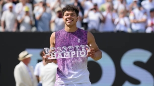 Shelton conquers Stuttgart and wakes up in time for Wimbledon. Photo: Gettyimages