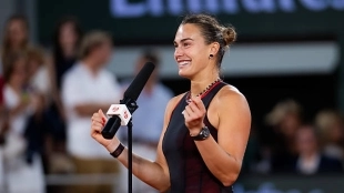 Sabalenka: "Me gustaría jugar más veces en la sesión nocturna"
