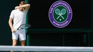 El triste adiós a Wimbledon de David Goffin