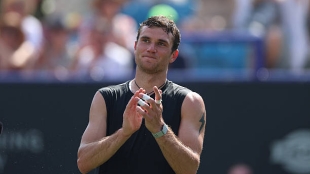 Jack Draper torna a sorridere e già calcia le semifinali a Eastbourne. Fonte: Getty