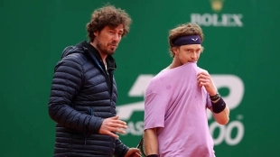 Safin, sobre Rublev: "No sabe cómo canalizar su energía, le falta creer en sí mismo"