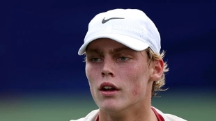 Cruz Hewitt alaba la figura de su padre: "Ha jugado un papel fundamental en mi carrera"