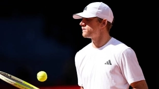 Davidovich goes from more to less and falls to Molcan in Umag