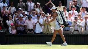 Swiatek, tras su eliminación en Wimbledon: "Ya no me importa tanto el resultado, tengo que confiar en el proceso"