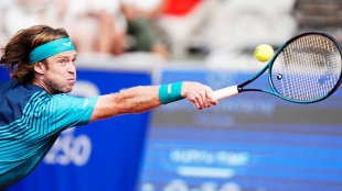 Andrey Rublev se qualifie pour la finale de Bastad. Photo : gettyimages