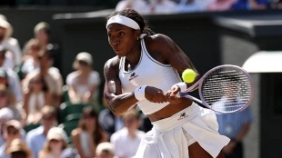 Gauff da un golpe de autoridad venciendo a Pegula en Wimbledon