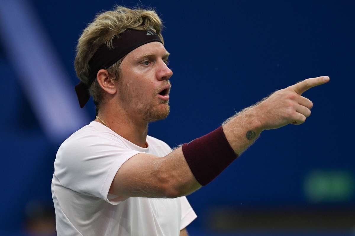 A qué hora y dónde ver la final de Davidovich contra Hurkacz en el ATP Chengdú