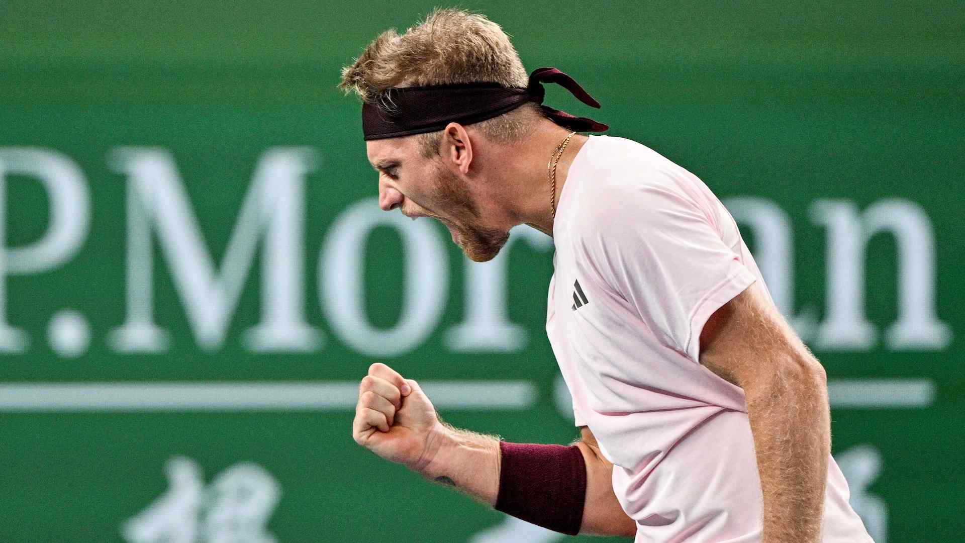 Davidovich se enfrenta a Zverev en las semifinales del Masters 1000 de Shanghái