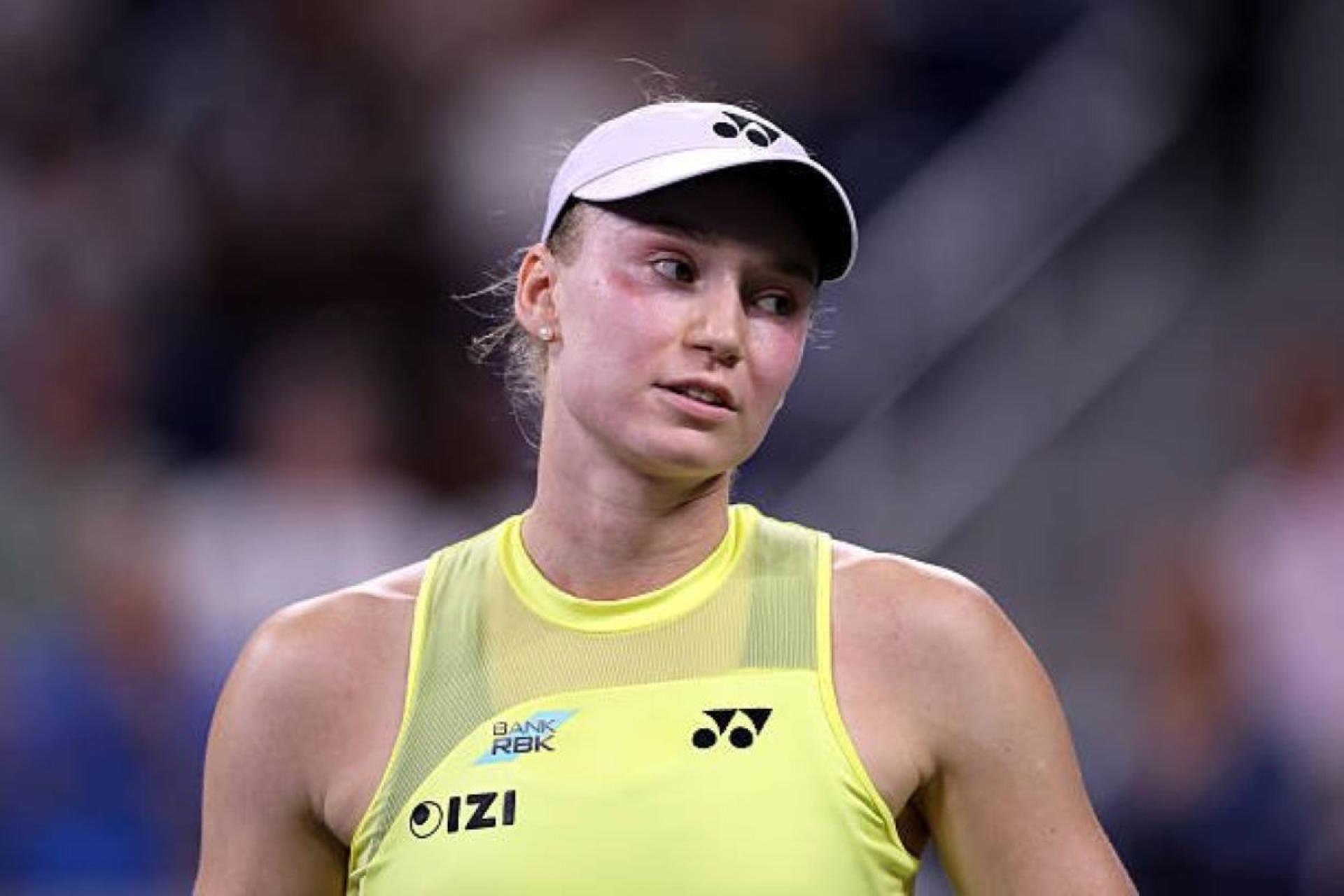 Photo: puntodebreak.com Elena Rybakina Stunned by World No. 118 Alina Charaeva in Beijing Debut as World No. 1