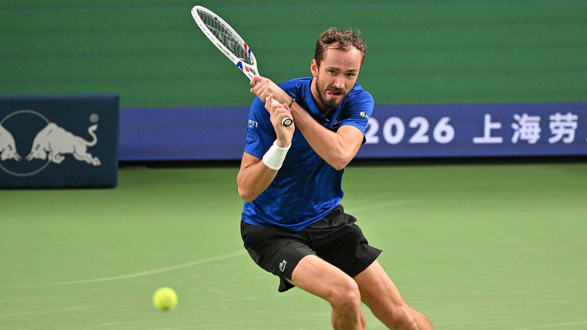 Medvedev se prepara para su primer duelo contra Jódar en Shanghái
