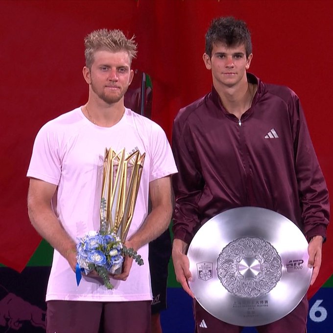 Rafa Jódar se queda cerca de la victoria en Shanghái