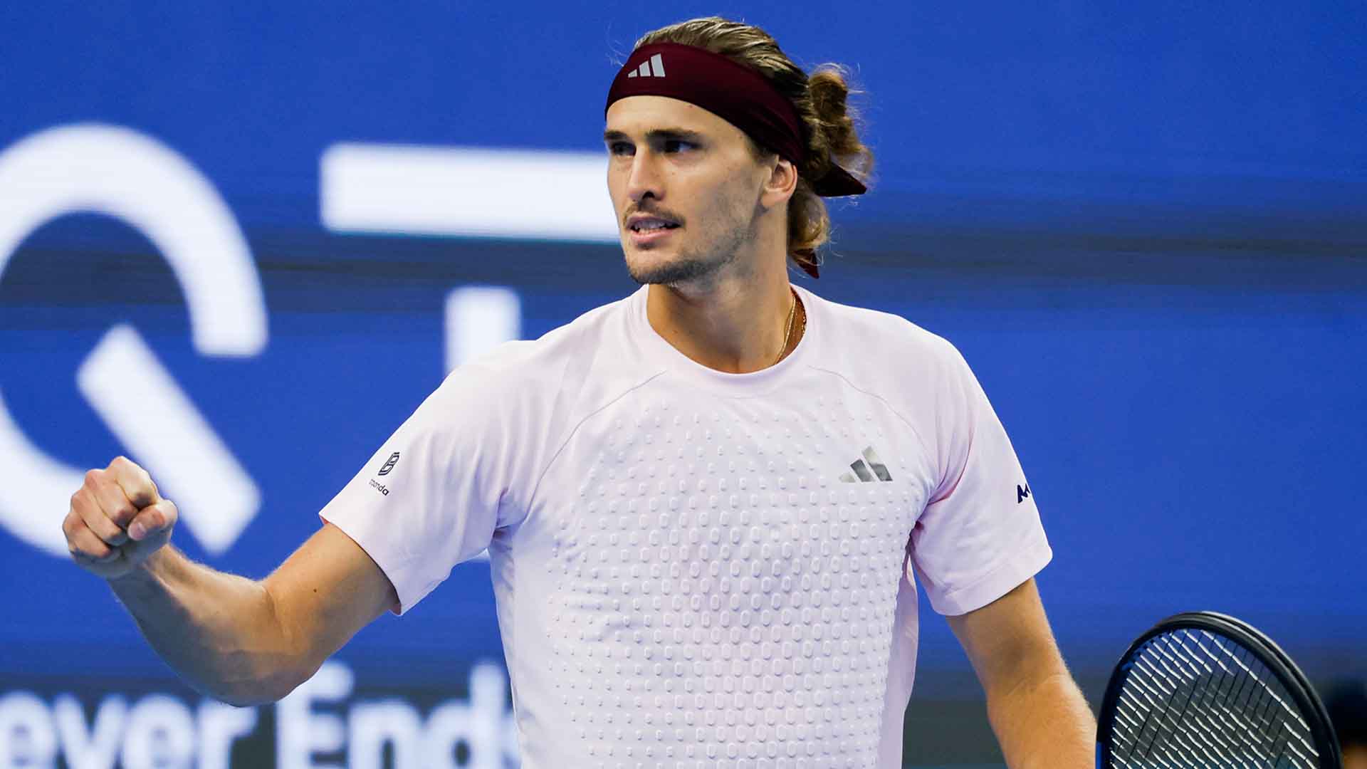 Alexander Zverev set to finish year as world number one, says Puntodebreak