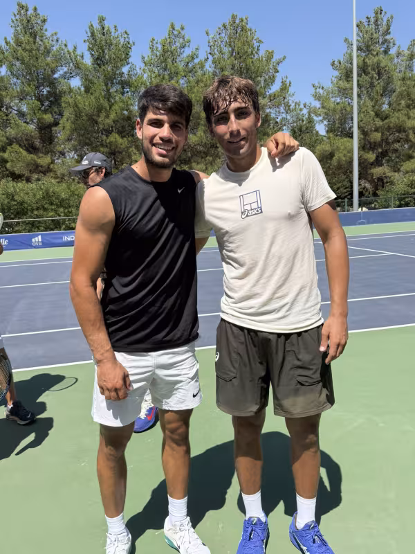 Alcaraz et Mérida s'entraînent ensemble à l'US Open. Photo : Twitter de Dani Mérida