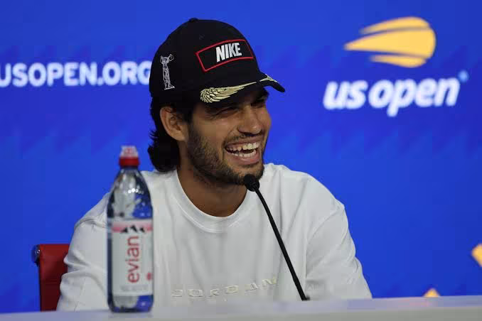 Carlos Alcaraz, pezones y camiseta en US Open 2026. Foto: gettyimages