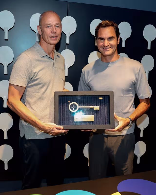 Roger Federer recibe un homenaje en el lugar donde disputó su último partido. Fuente: Laver Cup