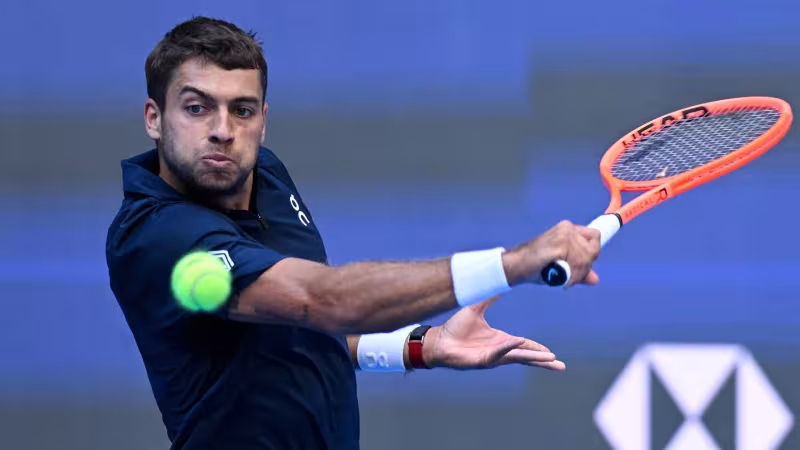 Cobolli infrange il sogno di Wawrinka nel suo penultimo torneo da professionista. Foto: Gettyimages