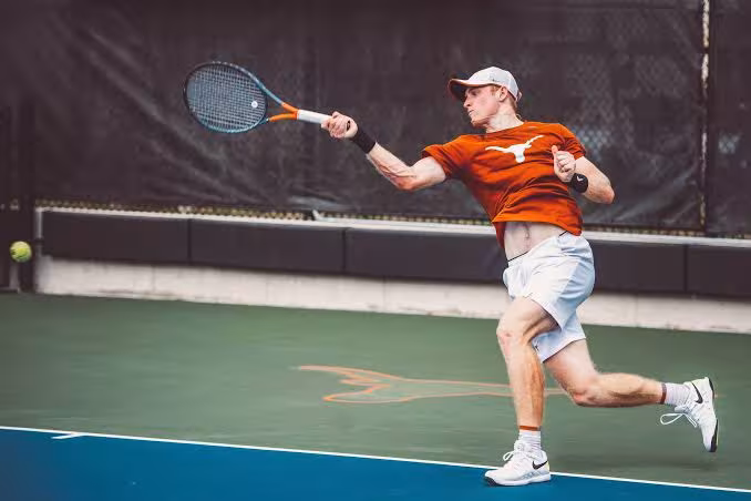 La opinión de Gabe Jaramillo sobre los nuevos métodos del tenis universitario. Fuente: Getty