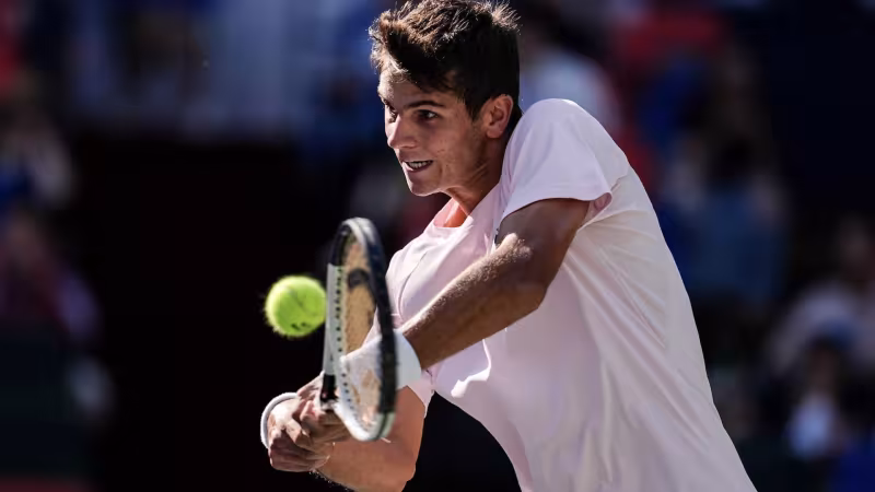Rafael Jódar, salto alle ATP Finals 2026. Foto: gettyimages