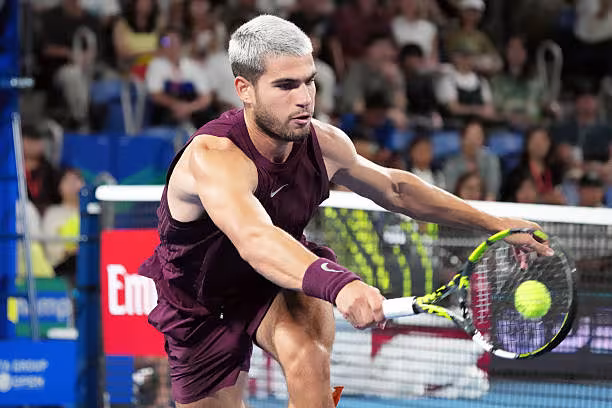 Horario y dónde ver en directo la final de Alcaraz y Fritz en Tokio