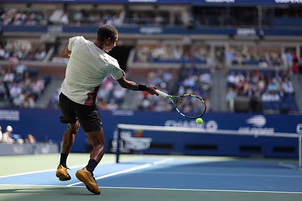 La resiliencia de Aliassime tira el muro de De Miñaur y vuelve a unas semifinales del US Open